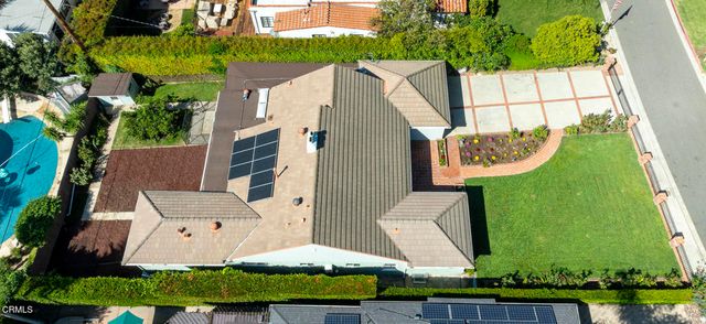 822 Salisbury Road, La Canada Flintridge, CA 91011