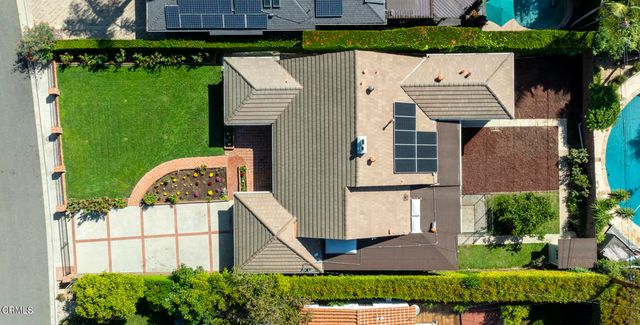 822 Salisbury Road, La Canada Flintridge, CA 91011