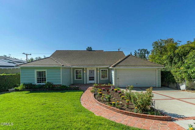 822 Salisbury Road, La Canada Flintridge, CA 91011