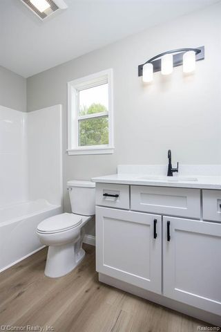 3834 Knapp Avenue, Port Huron, MI 48060