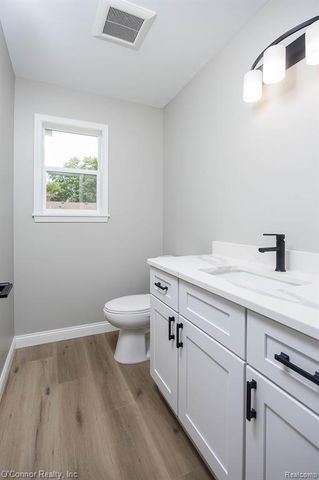 3834 Knapp Avenue, Port Huron, MI 48060