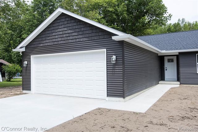 3834 Knapp Avenue, Port Huron, MI 48060