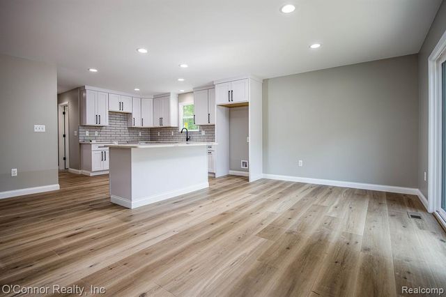 3834 Knapp Avenue, Port Huron, MI 48060