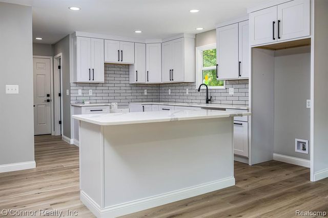 3834 Knapp Avenue, Port Huron, MI 48060