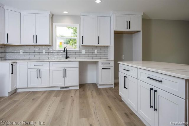 3834 Knapp Avenue, Port Huron, MI 48060