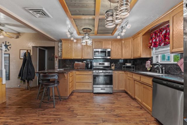 1004 11th St, Marysville, CA 95901