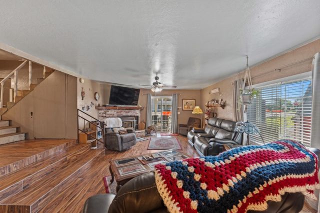 1004 11th St, Marysville, CA 95901