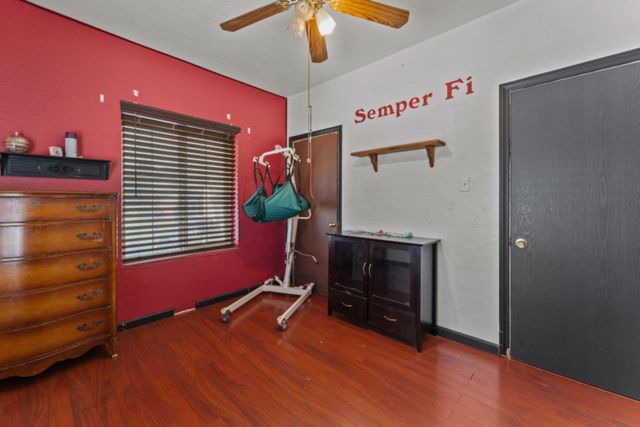 1004 11th St, Marysville, CA 95901