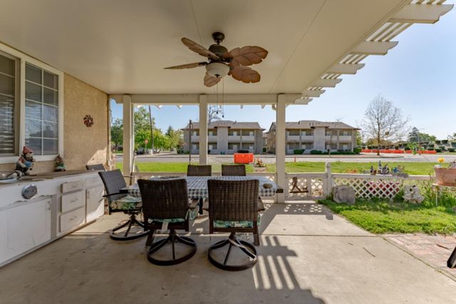 1004 11th St, Marysville, CA 95901