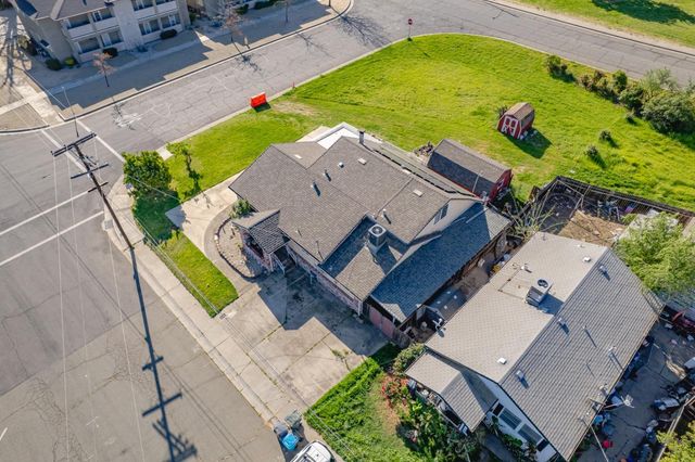 1004 11th St, Marysville, CA 95901