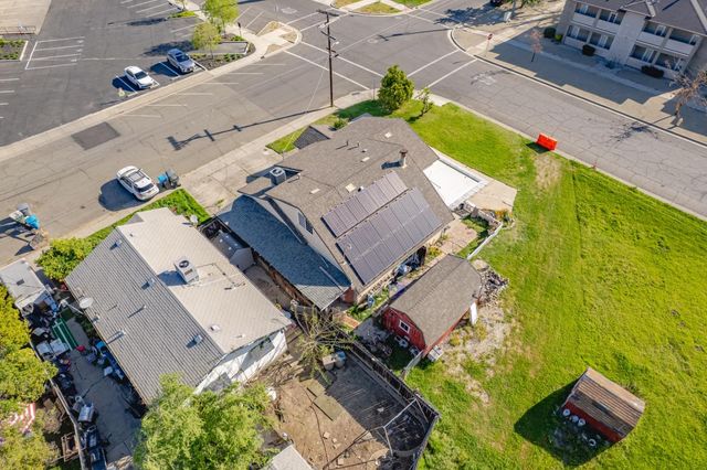 1004 11th St, Marysville, CA 95901