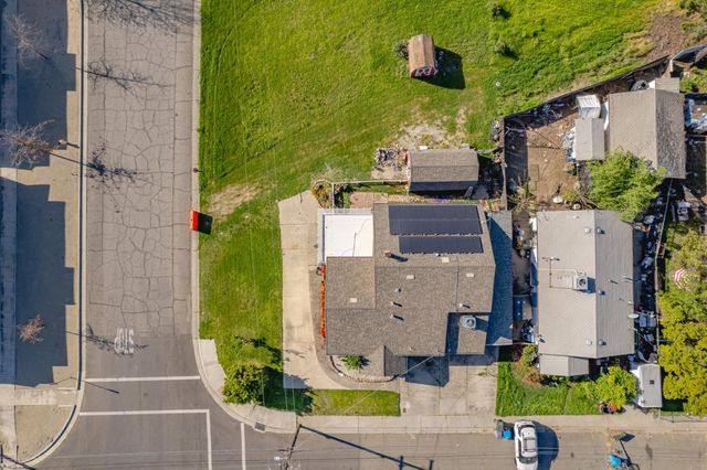 1004 11th St, Marysville, CA 95901