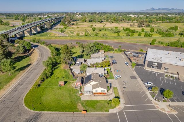 1004 11th St, Marysville, CA 95901