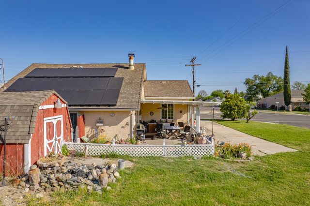 1004 11th St, Marysville, CA 95901