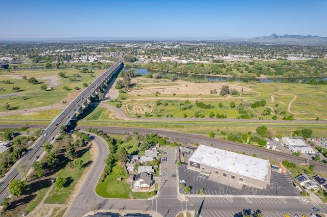 1004 11th St, Marysville, CA 95901