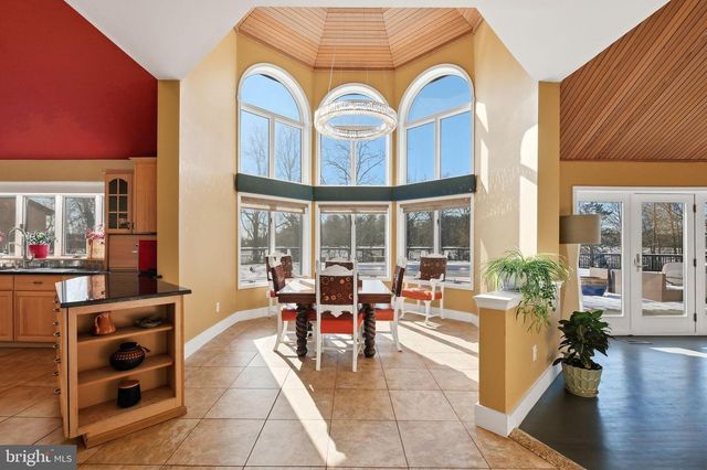 52 PHILLIPS RD, Hainesport, NJ 08036