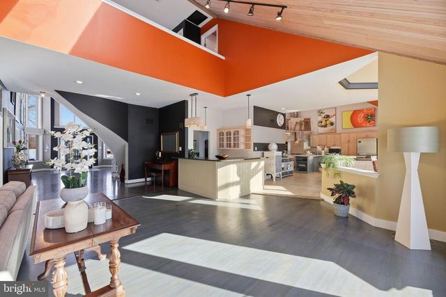 52 PHILLIPS RD, Hainesport, NJ 08036