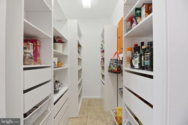 52 PHILLIPS RD, Hainesport, NJ 08036