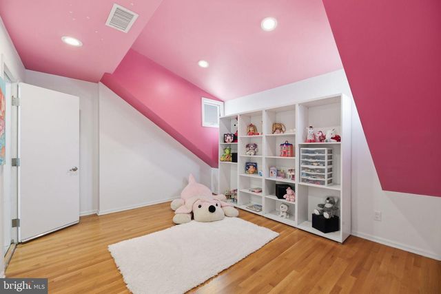 52 PHILLIPS RD, Hainesport, NJ 08036