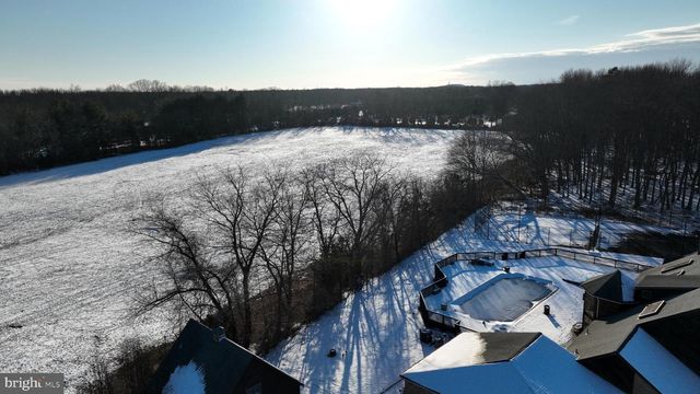 52 PHILLIPS RD, Hainesport, NJ 08036