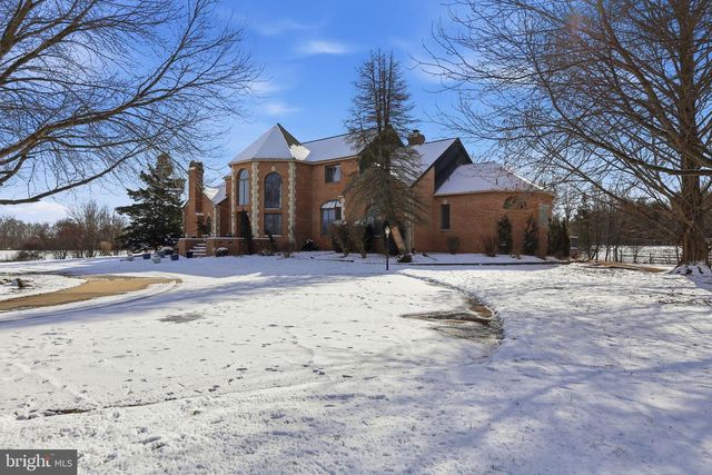 52 PHILLIPS RD, Hainesport, NJ 08036