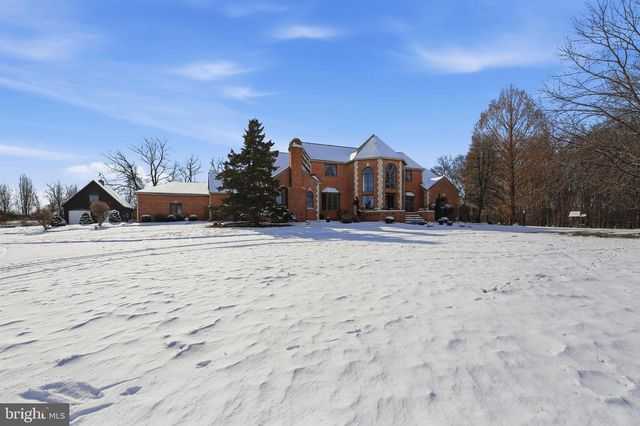 52 PHILLIPS RD, Hainesport, NJ 08036