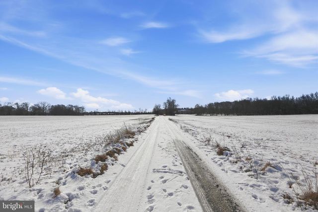 52 PHILLIPS RD, Hainesport, NJ 08036