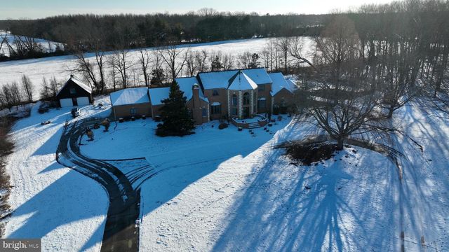 52 PHILLIPS RD, Hainesport, NJ 08036