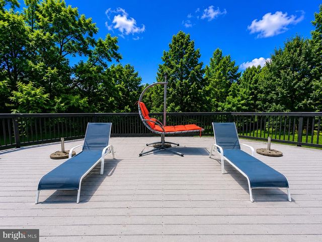 52 PHILLIPS RD, Hainesport, NJ 08036