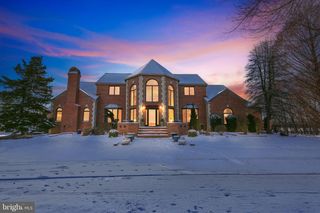 52 PHILLIPS RD, Hainesport, NJ 08036