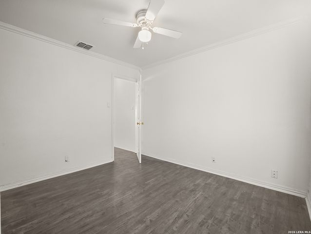 4915 Nuthatch St, San Antonio, TX 78217