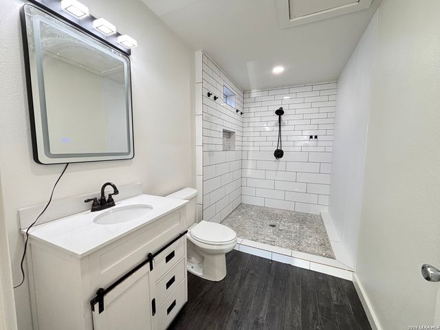 4915 Nuthatch St, San Antonio, TX 78217