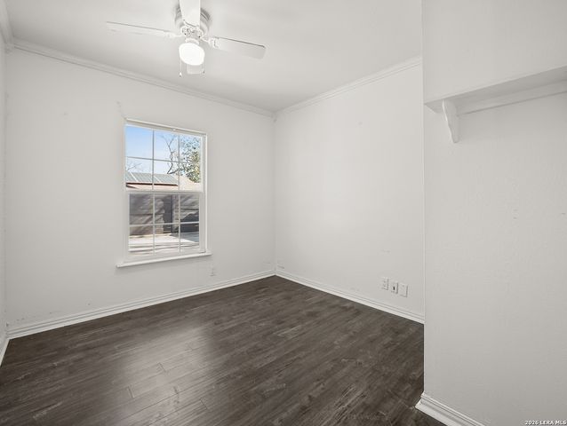 4915 Nuthatch St, San Antonio, TX 78217