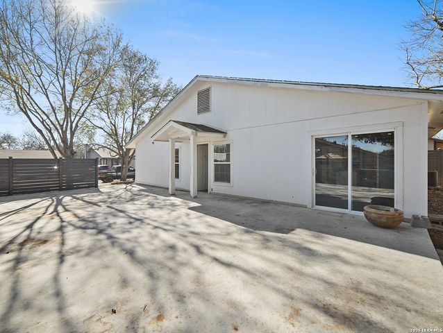 4915 Nuthatch St, San Antonio, TX 78217