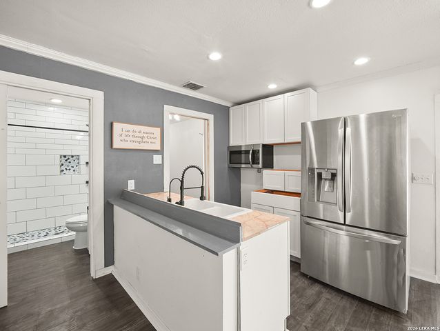 4915 Nuthatch St, San Antonio, TX 78217