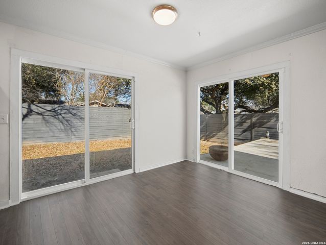 4915 Nuthatch St, San Antonio, TX 78217