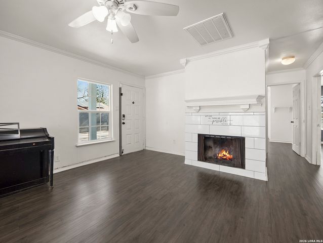 4915 Nuthatch St, San Antonio, TX 78217