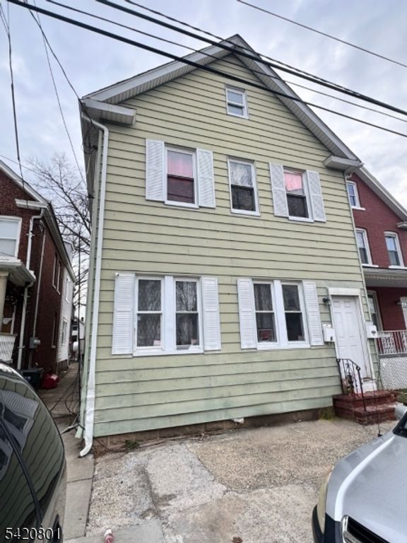23 Home St, Franklin Twp., NJ 08873