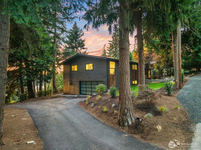 6123 110th Avenue SE, Bellevue, WA 98006