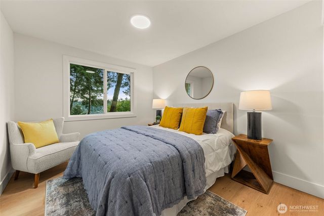 6123 110th Avenue SE, Bellevue, WA 98006