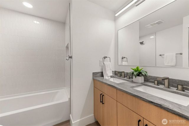 6123 110th Avenue SE, Bellevue, WA 98006