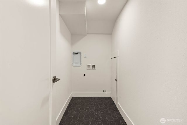 6123 110th Avenue SE, Bellevue, WA 98006