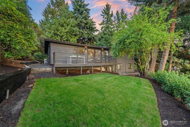 6123 110th Avenue SE, Bellevue, WA 98006