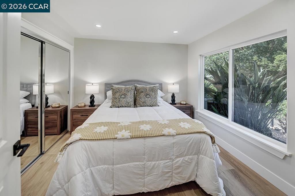 Image 39 of property listing at 1916 Golden Rain Rd 3, Walnut Creek, CA 94595
