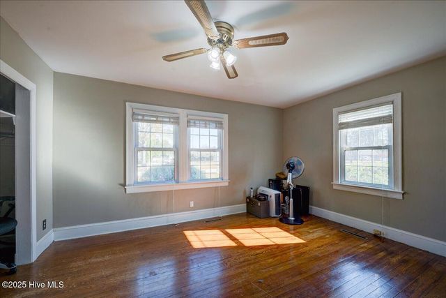 1103 Oakdale Avenue, New Bern, NC 28562