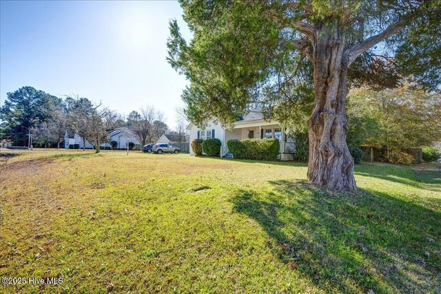 1103 Oakdale Avenue, New Bern, NC 28562