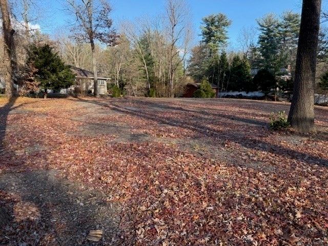 64 Magnolia Cir, Longmeadow, MA 01106