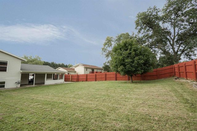 310 Marlboro Avenue, Edgerton, WI 53534