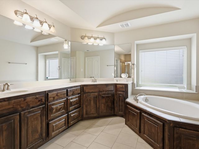 13081 Viola Drive, Frisco, TX 75033