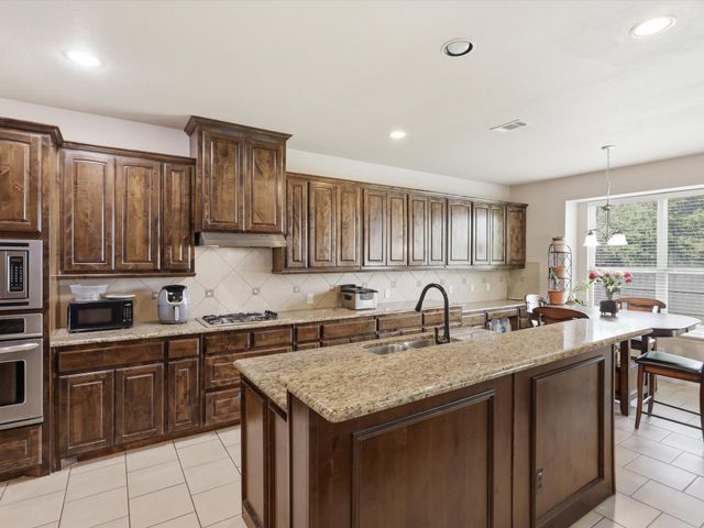 13081 Viola Drive, Frisco, TX 75033